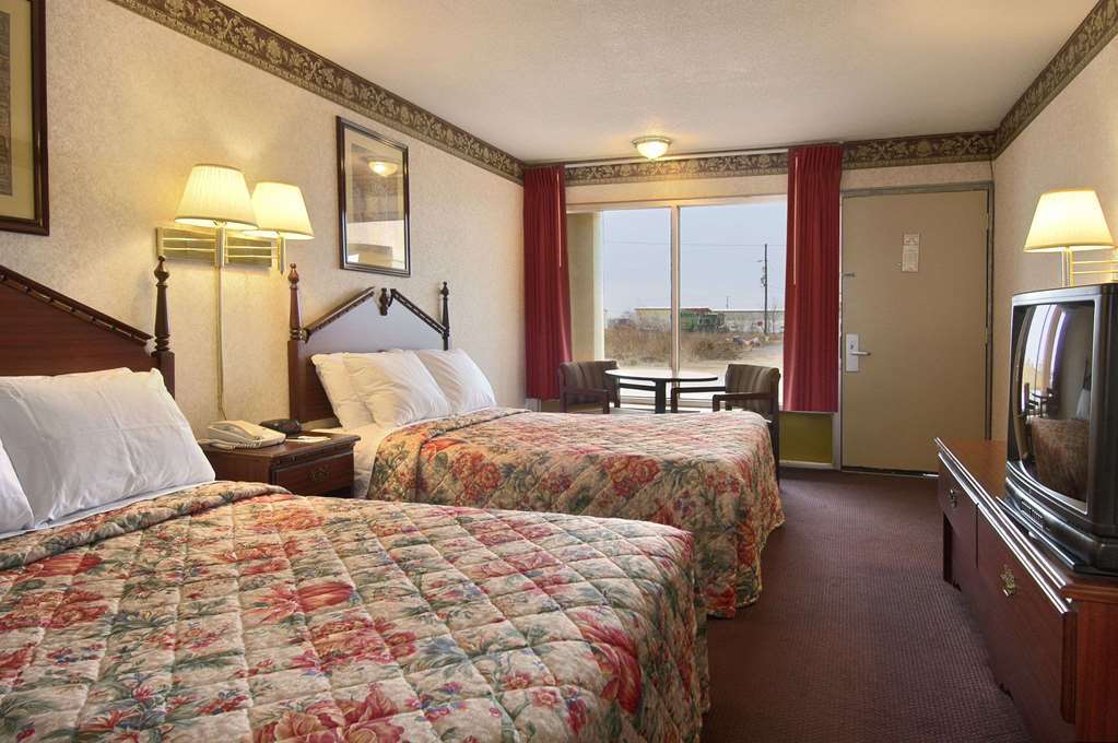 Days Inn By Wyndham Blytheville Rom bilde